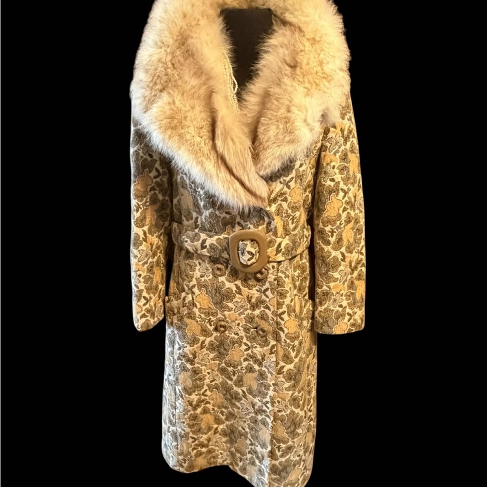 Stunning Tapestry Boho & Fox Fur Collar Coat - Picture 7 of 7